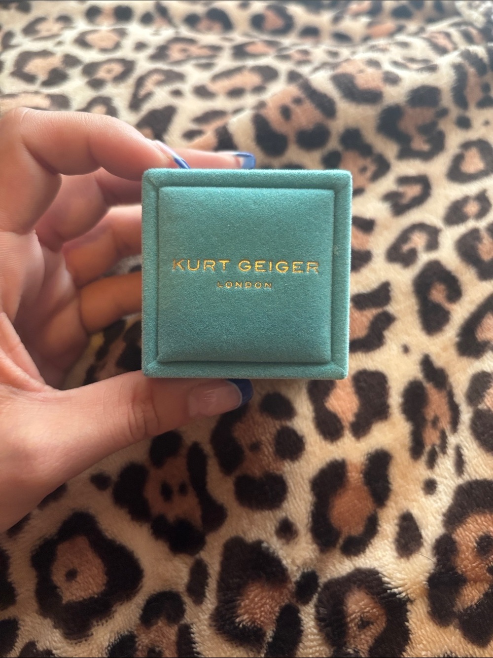 NIB Kurt Geiger Heart Ring - Picture 6 of 6
